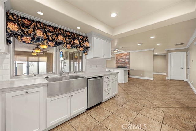Detail Gallery Image 11 of 40 For 23646 Big Butte Dr, Canyon Lake,  CA 92587 - 3 Beds | 2 Baths