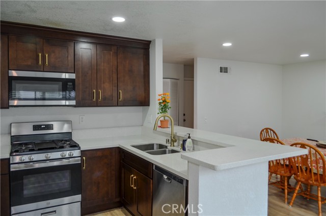 26300 Le Mans Drive, Moreno Valley CA: https://media.crmls.org/medias/8d14a117-be2d-45df-9f54-2d2273796726.jpg