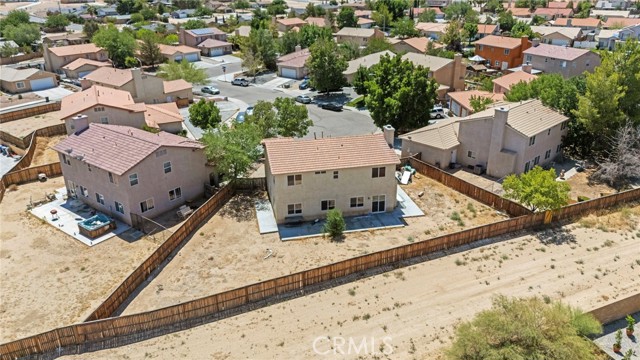 15240 Sapphire Court, Victorville CA: https://media.crmls.org/medias/8d15b727-104e-44e5-b4cc-bb142d2ff169.jpg