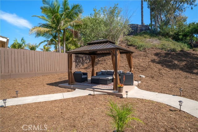 4566 Hancock Circle, Oceanside CA: https://media.crmls.org/medias/8d15f0cc-505f-4c0b-82bf-e39e803689c9.jpg