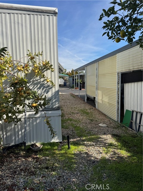 Detail Gallery Image 17 of 50 For 301 E Foothill #063,  Pomona,  CA 91767 - 2 Beds | 1 Baths