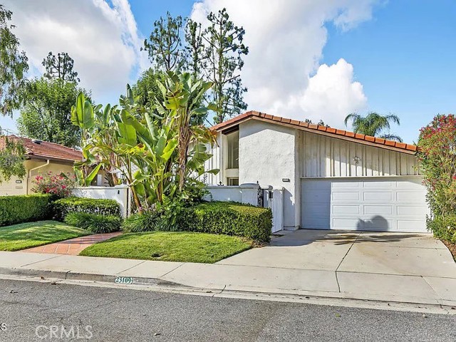 Front Image Thumbnail for CRSR25233693