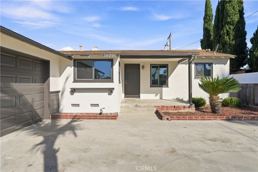 MLS #OC26156592 image #2