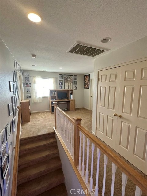 Detail Gallery Image 4 of 6 For 643 Canyon Crest, Beaumont,  CA 92223 - 5 Beds | 3 Baths