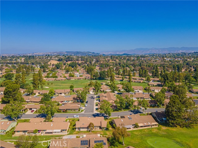 17306 Village 17, Camarillo CA: https://media.crmls.org/medias/8d17a40c-a0ed-4dab-aed8-39e2be025114.jpg