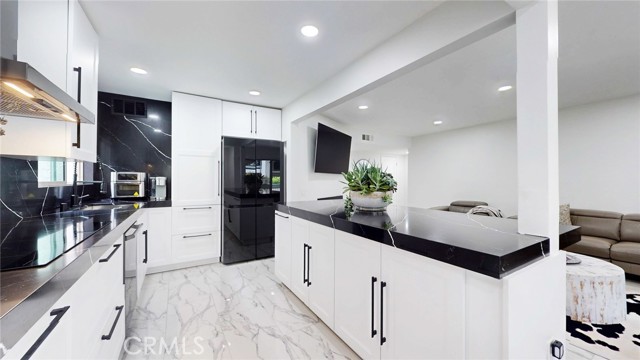 Detail Gallery Image 10 of 52 For 4632 Park Granada #93,  Calabasas,  CA 91302 - 3 Beds | 2 Baths