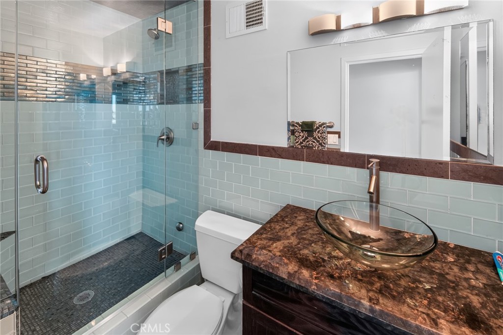 4944 Cass Street - photo 19
