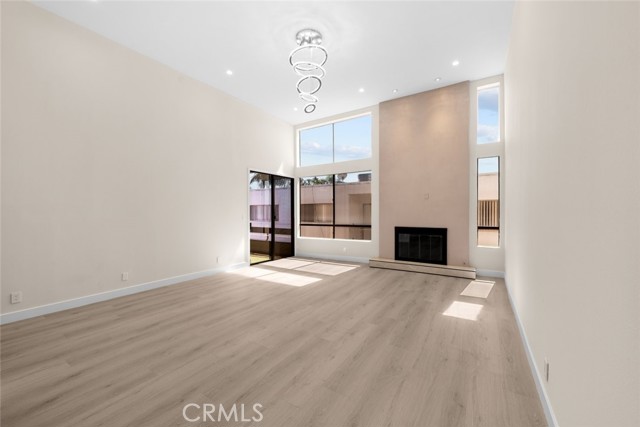 4641 Fulton Avenue, Sherman Oaks CA: https://media.crmls.org/medias/8d19f5ba-be03-41b4-99fd-2550b6870b20.jpg