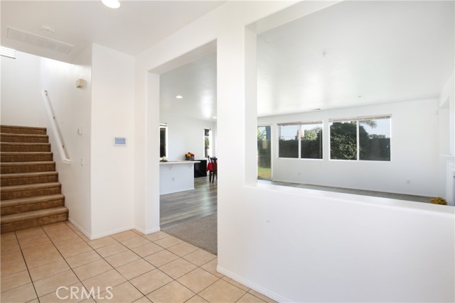 1352 N Dolanna Drive, Compton CA: https://media.crmls.org/medias/8d1a6f48-a5a0-4396-b80d-d4229b0fa146.jpg