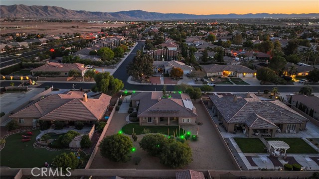 19274 Kanbridge Street, Apple Valley CA: https://media.crmls.org/medias/8d1ae931-bfdf-403f-8f30-cd5bf1b4b9d4.jpg