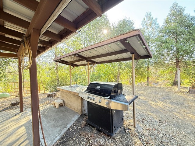 4943 Yaqui Gulch Road, Mariposa CA: https://media.crmls.org/medias/8d1b1b6c-0013-4047-b03e-efcc7ebce9f4.jpg