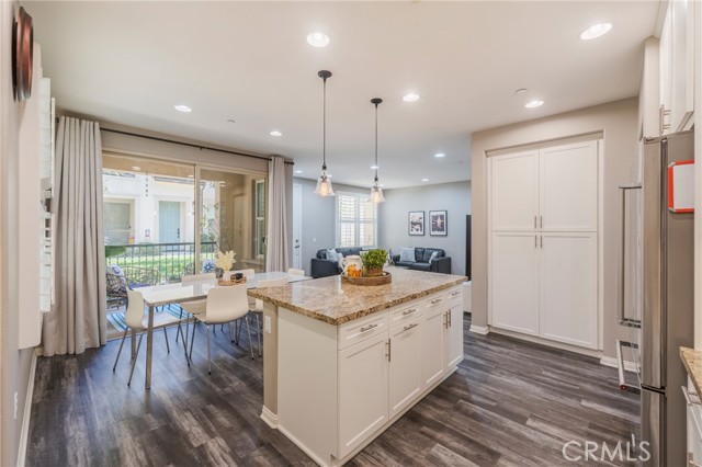 Detail Gallery Image 13 of 39 For 88 Capricorn, Irvine,  CA 92618 - 2 Beds | 2 Baths