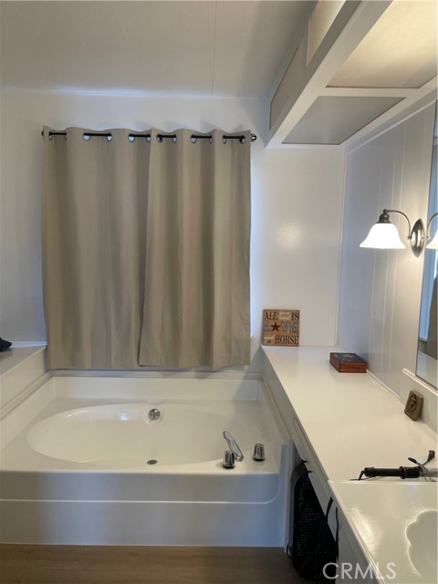 Detail Gallery Image 12 of 16 For 4095 Fruit St #870,  La Verne,  CA 91750 - 2 Beds | 2 Baths