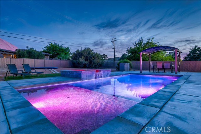 Detail Gallery Image 5 of 59 For 57731 San Tropeze, Yucca Valley,  CA 92284 - 5 Beds | 3 Baths