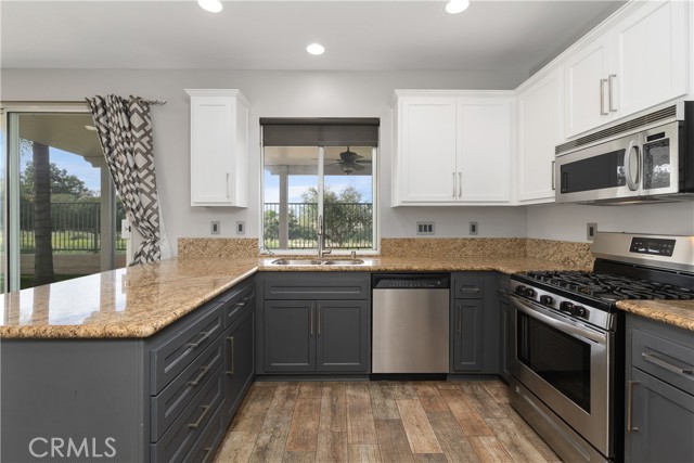 Detail Gallery Image 10 of 42 For 20 Wild Lilac Ln, Rancho Santa Margarita,  CA 92688 - 4 Beds | 2/1 Baths