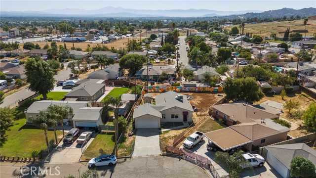 Detail Gallery Image 25 of 33 For 5668 Bella Dr, Jurupa Valley,  CA 92509 - 3 Beds | 1/1 Baths