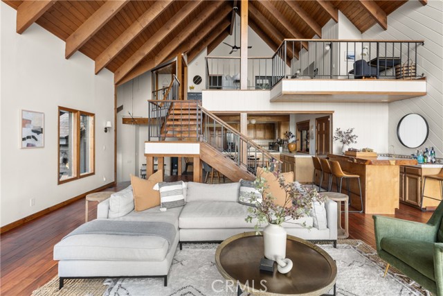 Detail Gallery Image 5 of 44 For 1148 Nadelhorn Dr, Lake Arrowhead,  CA 92352 - 4 Beds | 2/1 Baths
