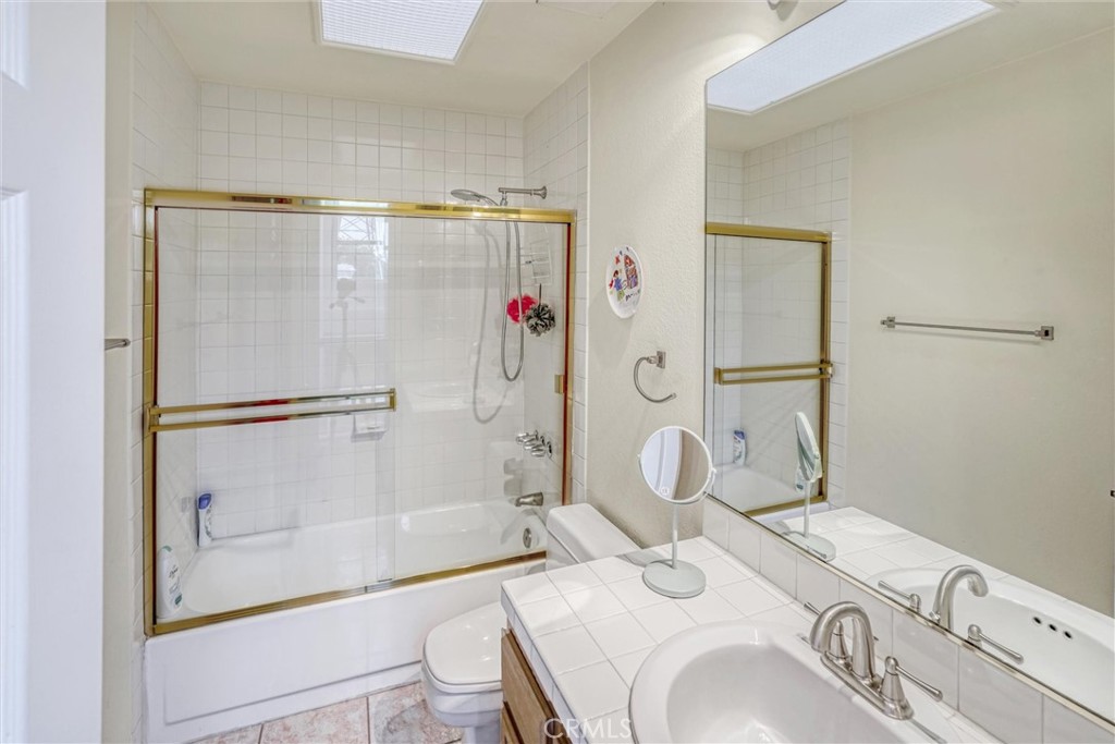 MLS #SR25123888 image #14