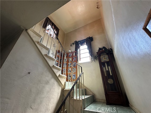 Detail Gallery Image 31 of 56 For 606 W 57th St, Los Angeles,  CA 90037 - 4 Beds | 2 Baths