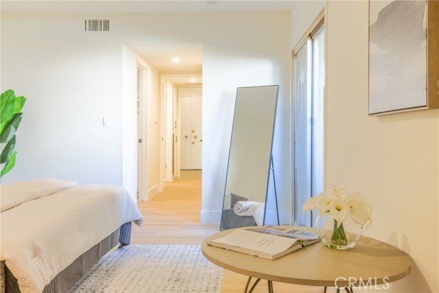Detail Gallery Image 24 of 49 For 927 N Kings Rd #114,  West Hollywood,  CA 90069 - 1 Beds | 1/1 Baths