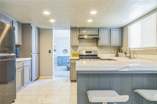 1725 Le Niche Lane, Lancaster CA: https://media.crmls.org/medias/8d213867-8d88-4e7a-a778-3cc596b1678a.jpg