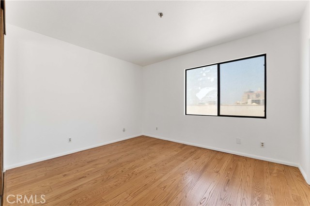 Detail Gallery Image 28 of 46 For 1230 E Ocean, Long Beach,  CA 90802 - 3 Beds | 3 Baths