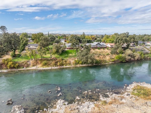 15540 China Rapids Drive, Red Bluff CA: https://media.crmls.org/medias/8d2205bd-35b6-4786-9192-a3edcde9ae32.jpg