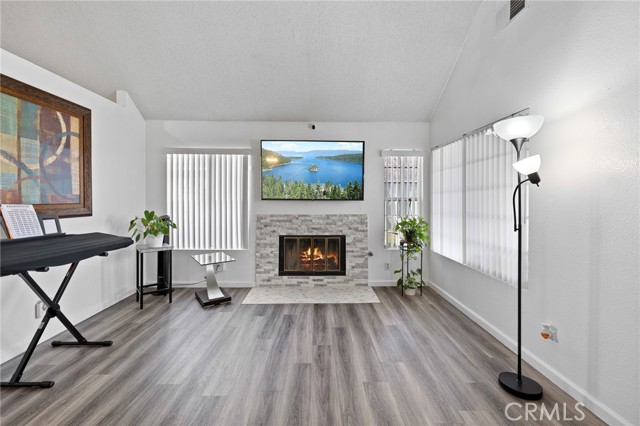 Detail Gallery Image 6 of 45 For 36801 Benedict Ct, Palmdale,  CA 93552 - 3 Beds | 2 Baths