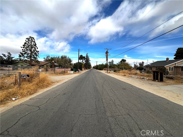 Detail Gallery Image 2 of 35 For 35328 80th St, Littlerock,  CA 93543 - 3 Beds | 1 Baths