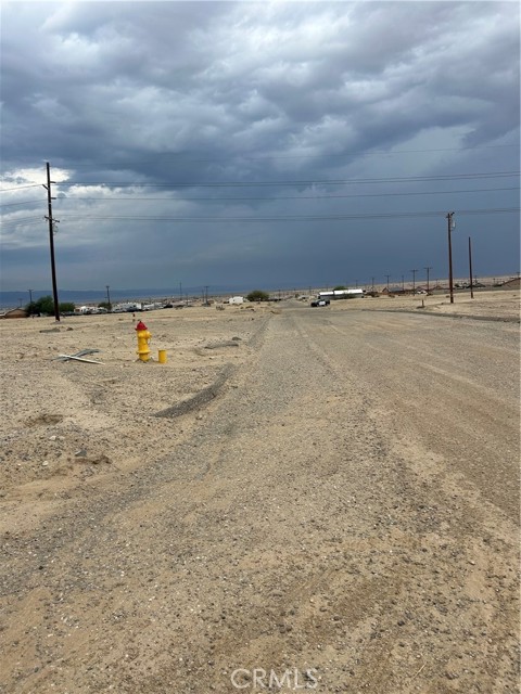 Detail Gallery Image 4 of 5 For 2040 Ranchero Ave, Salton City,  CA 92274 - – Beds | – Baths