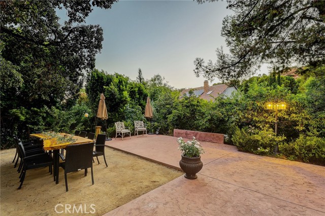 33 Sage Lane, Bell Canyon CA: https://media.crmls.org/medias/8d26954b-7a66-4a50-b789-d51199f8ada8.jpg