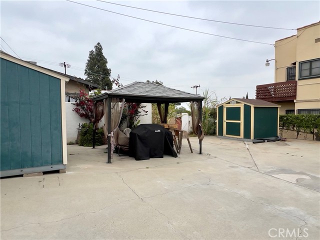 1830 Roosevelt Avenue, Los Angeles, California 90006, 3 Bedrooms Bedrooms, ,1 BathroomBathrooms,Single Family Residence,For Sale,Roosevelt,DW24113842