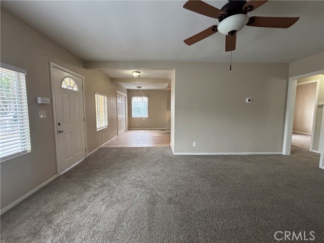 Detail Gallery Image 8 of 24 For 7447 Loma Verde Ave, Canoga Park,  CA 91303 - 3 Beds | 2 Baths