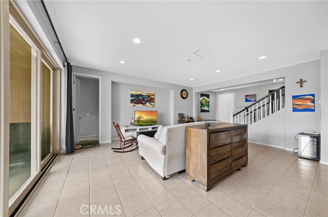 Detail Gallery Image 8 of 38 For 17185 Guarda Dr, Chino Hills,  CA 91709 - 4 Beds | 3/1 Baths