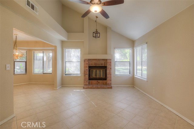 Detail Gallery Image 7 of 51 For 2725 Stonecreek Dr, Sacramento,  CA 95833 - 3 Beds | 2/1 Baths