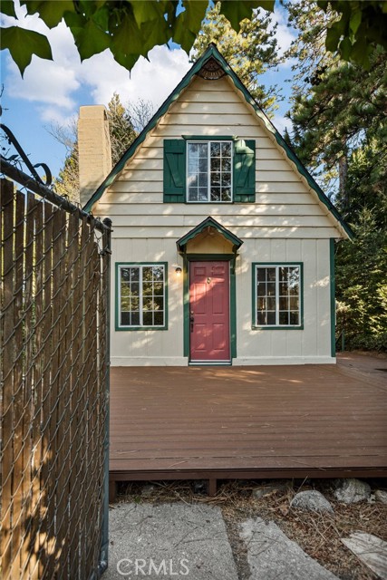 Detail Gallery Image 3 of 24 For 26370 Alpine, Twin Peaks,  CA 92391 - 2 Beds | 1 Baths