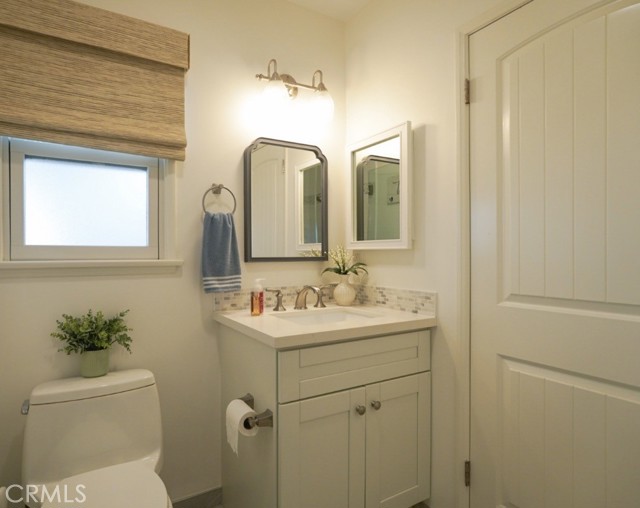5539 Bayridge photo 26