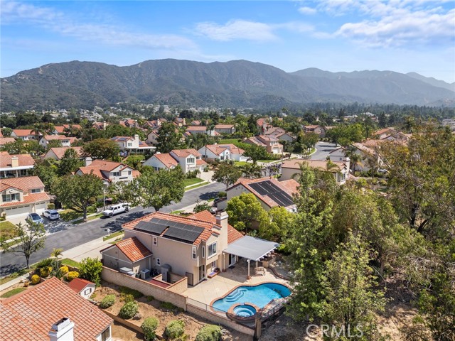 2304 Trickling Creek Drive, La Verne CA: https://media.crmls.org/medias/8d286749-6478-40b8-a197-7c4a947b465c.jpg