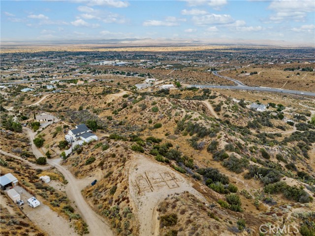 Detail Gallery Image 9 of 16 For 8320 Zohra Canyon Rd, Pinon Hills,  CA 92372 - – Beds | – Baths