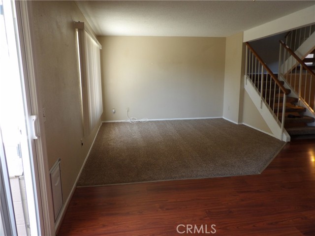 2175 Aspenwood Court, San Bernardino CA: https://media.crmls.org/medias/8d28df73-94d2-4333-a82d-d3bc63086135.jpg
