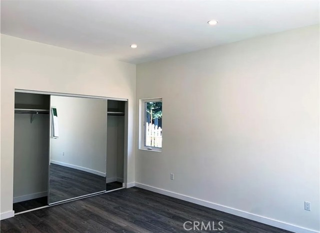 Detail Gallery Image 8 of 20 For 17217 Kittridge, Lake Balboa,  CA 91406 - 3 Beds | 2 Baths