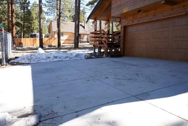 Detail Gallery Image 5 of 39 For 340 E Mojave Bld, Big Bear City,  CA 92314 - 3 Beds | 2 Baths