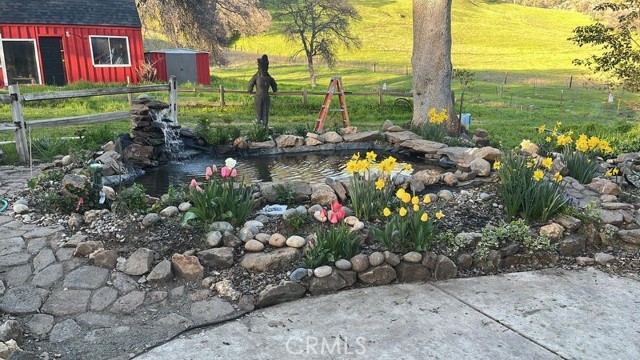 29503 Spence Lane, Tollhouse CA: https://media.crmls.org/medias/8d29e0af-fc05-4f0e-88f6-b7cc2a1ae831.jpg