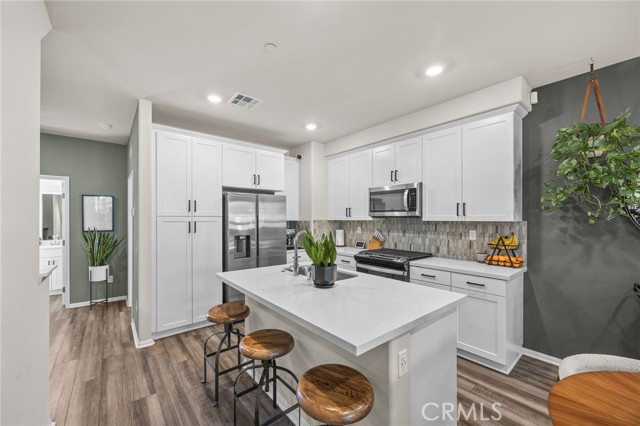 1752 Cayton Loop, West Covina CA: https://media.crmls.org/medias/8d2ac750-1d91-456d-9855-20675ef1d5c8.jpg