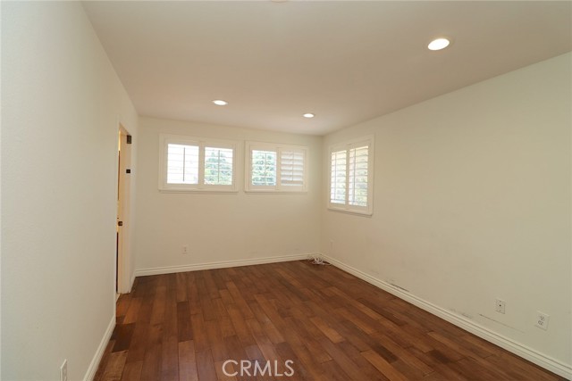 17252 Wentzel Way, Granada Hills CA: https://media.crmls.org/medias/8d2c6e34-97dc-440a-8d52-606fc82ec41f.jpg