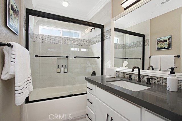 Detail Gallery Image 10 of 19 For 709 Sea Cottage Way, Oceanside,  CA 92054 - 2 Beds | 2/1 Baths