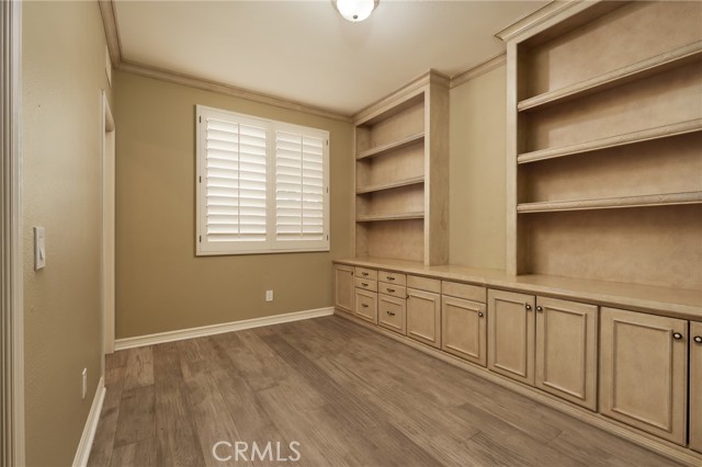 6471 Frampton Circle, Huntington Beach CA: https://media.crmls.org/medias/8d2d8399-9fd4-420c-9190-dec04b2d5cae.jpg