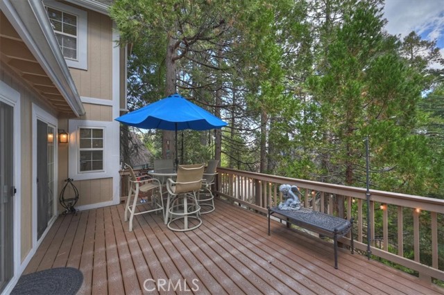 393 Brentwood, Lake Arrowhead, CA 92352