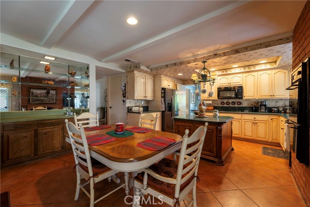 Detail Gallery Image 18 of 40 For 5842 Crestview, La Palma,  CA 90623 - 4 Beds | 2/1 Baths