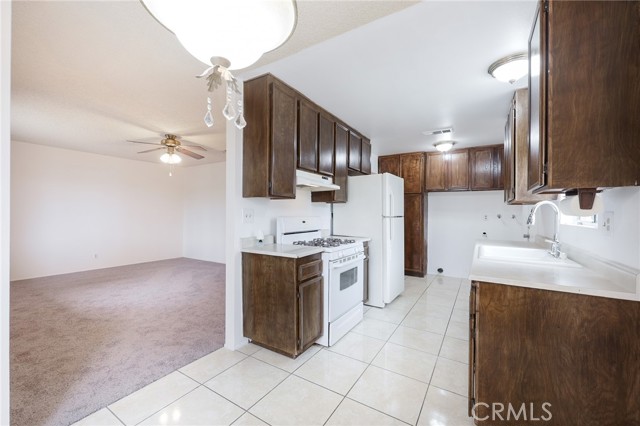 Detail Gallery Image 12 of 38 For 2131 Avenida Olivos, Hemet,  CA 92545 - 2 Beds | 1 Baths